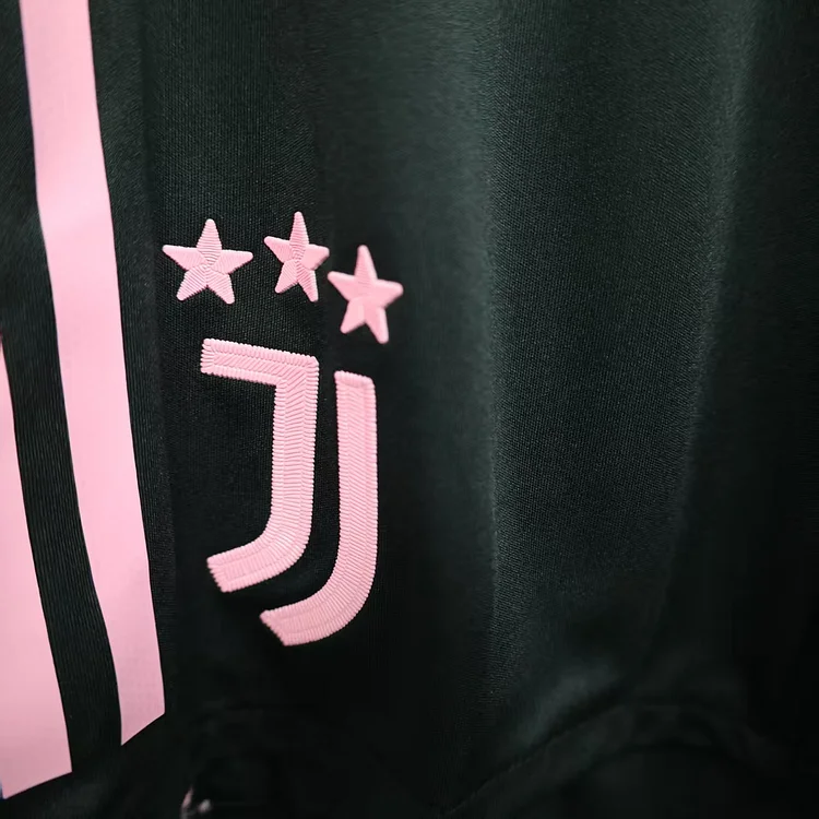 Juventus 25/26 GK Football Jersey - Image 4