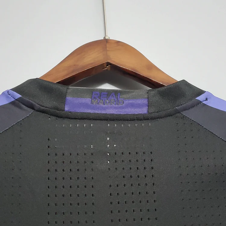 2015/2016 Retro Real Madrid Third Away - Image 8