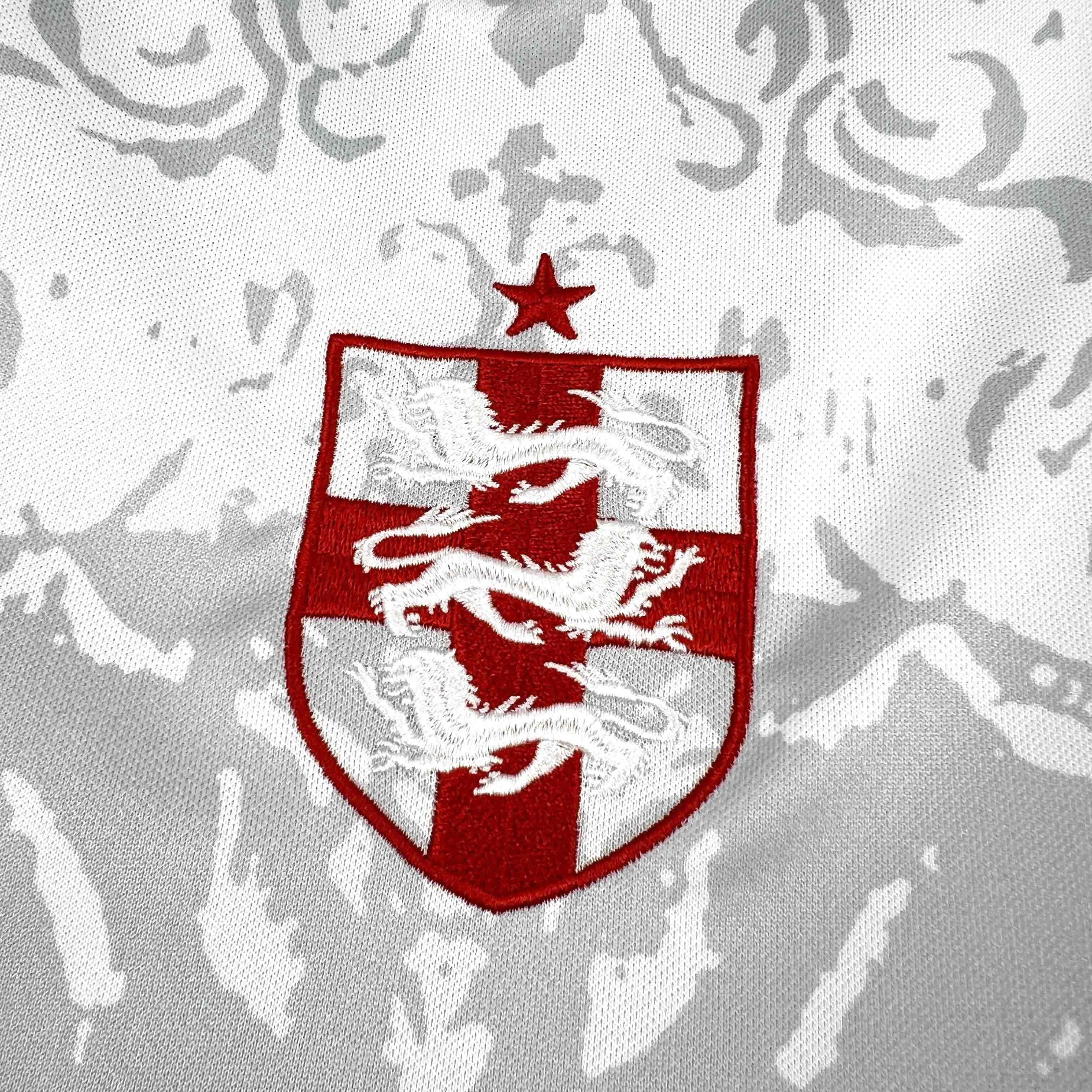 England 2026 Becks Kit(With No.7 Print on the Back) - Image 3