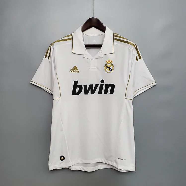 2011/2012 Retro Real Madrid Home - Image 2