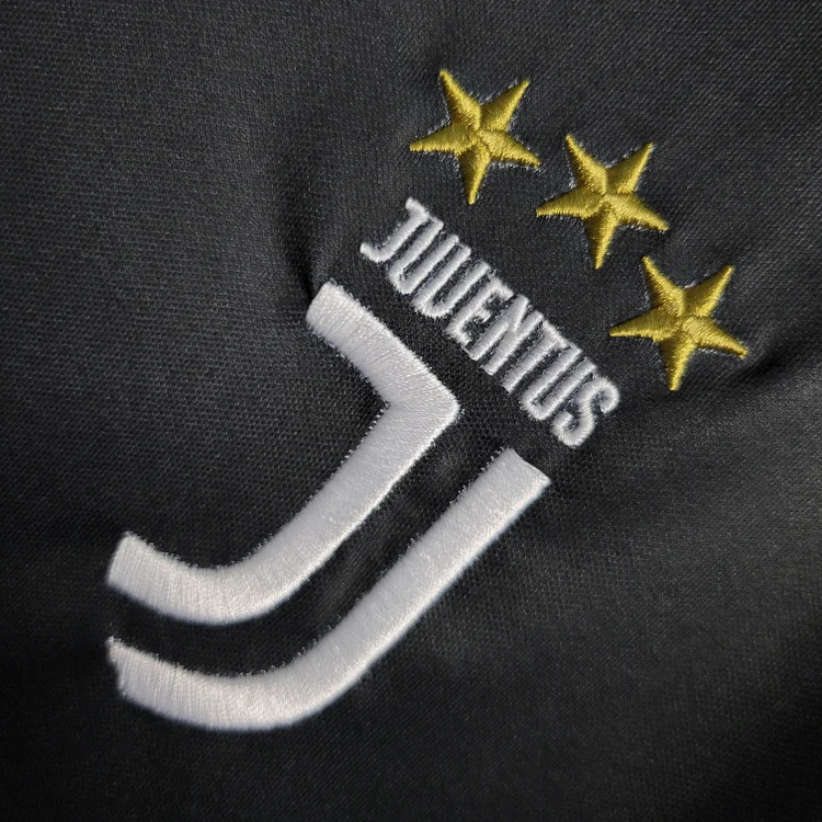 2019/2020 Retro Juventus Football Shirt Home 1:1 Thai Quality - Image 6
