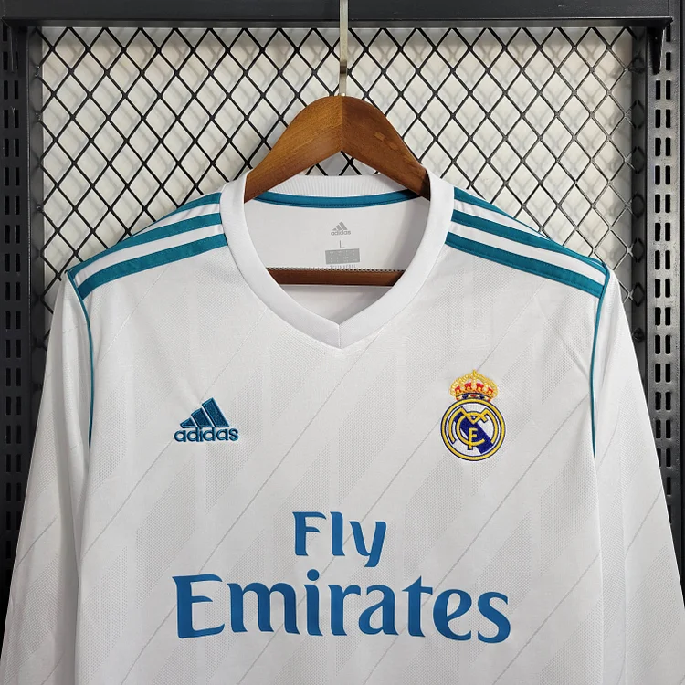 2017/2018 Retro Long Sleeve Real Madrid Home - Image 4