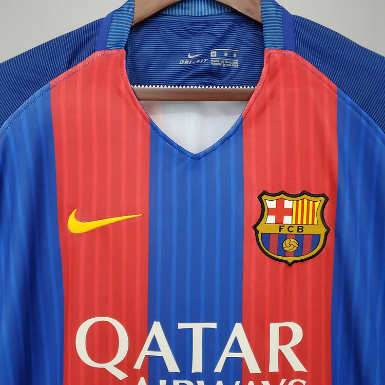 2016/2017 Retro Barcelona Football Shirt Home 1:1 Thai Quality - Image 4