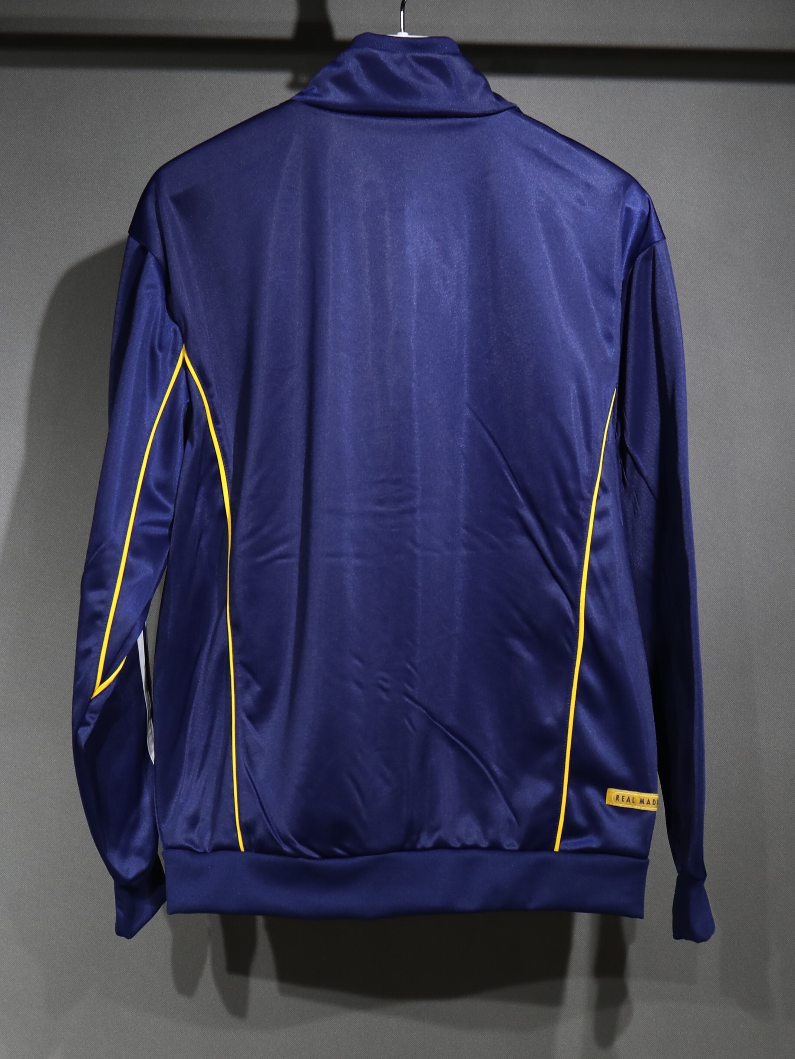 25/26 Real Madrid Navy Blue Sweatshirt - Image 3