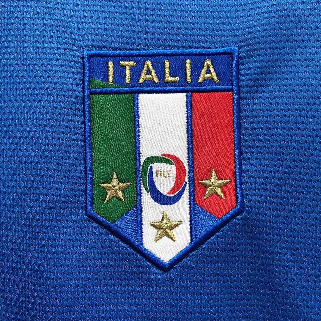 2006 Retro Italy Home Soccer Shirt - Image 4