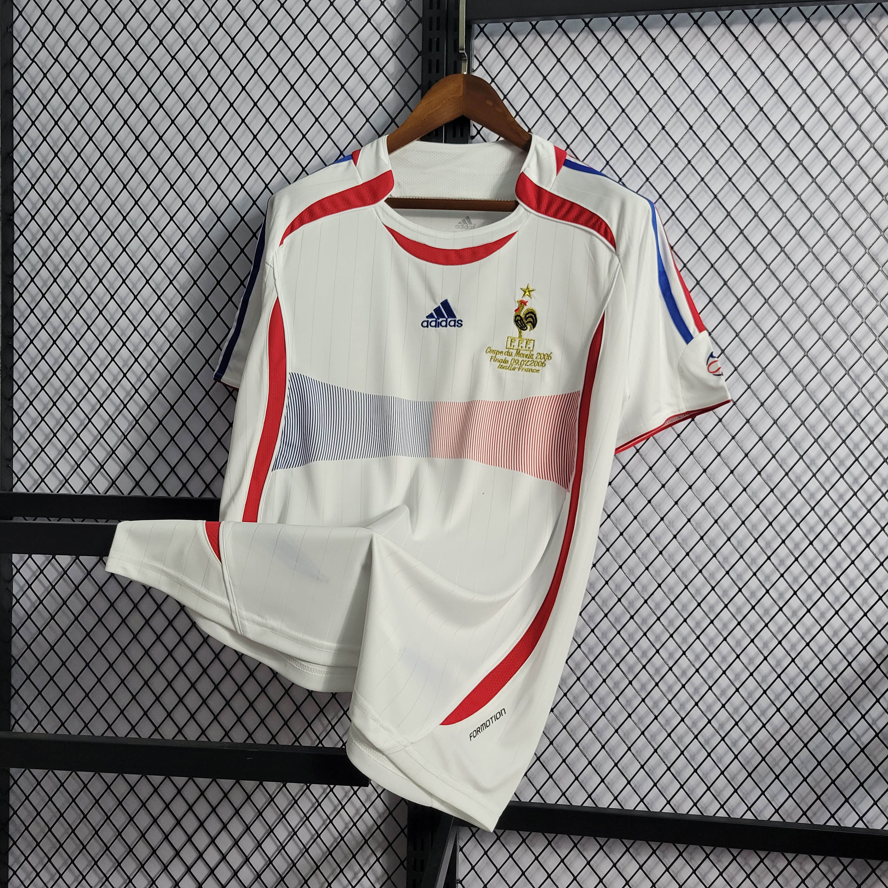 2006 Retro France Away Football Shirt - Image 3