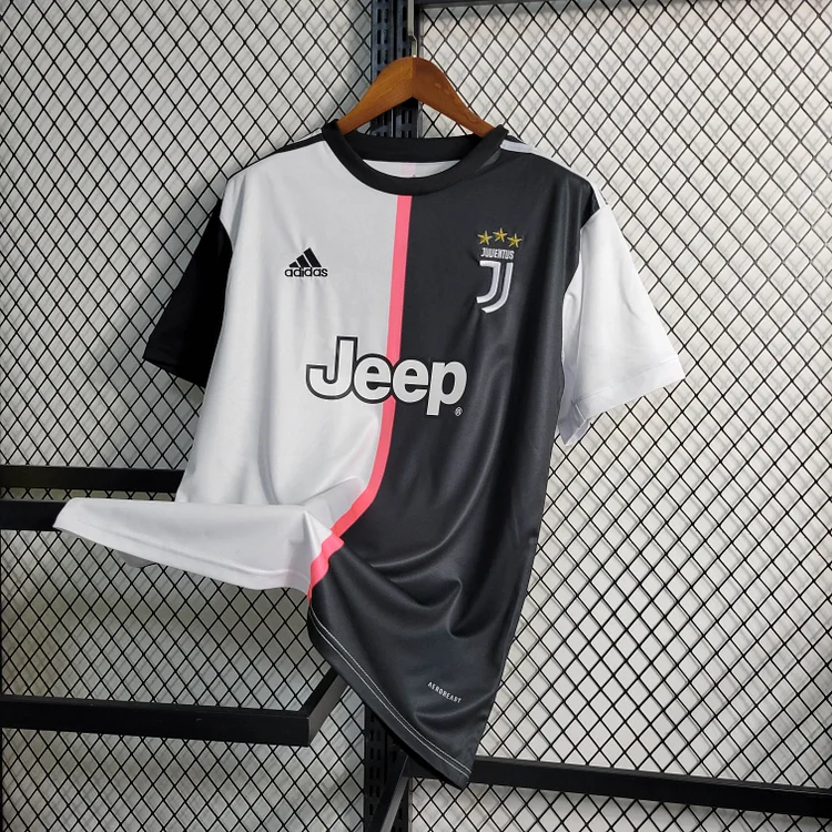 2019/2020 Retro Juventus Football Shirt Home 1:1 Thai Quality - Image 9